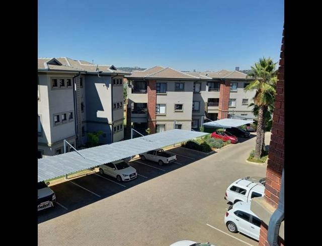 2 BEDROOM PROPERTY TO RENT IN VICTORY PARK